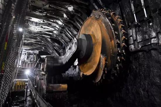 新疆出臺《自治區煤礦智能化建設實施方案》 明年底建成15個以上智能化示范煤礦